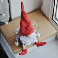 Load image into Gallery viewer, Holiday Gnome Crochet Pattern, 7 Inch Christmas Gnomes - Firefly Crochet