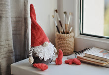 Load image into Gallery viewer, Holiday Gnome Crochet Pattern, 7 Inch Christmas Gnomes - Firefly Crochet