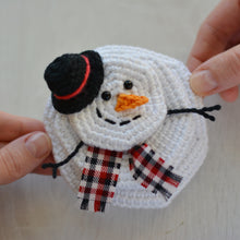 Load image into Gallery viewer, Marvin the Melted Snowman, FREE Crochet Pattern in ENGLISH - Firefly Crochet