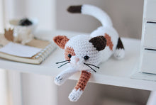 Load image into Gallery viewer, Patrón de ganchillo Gato Calicó, ESPANOL - Firefly Crochet