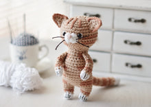 Load image into Gallery viewer, Patrón de ganchillo Alex el Gato, Patrón en ESPANOL - Firefly Crochet