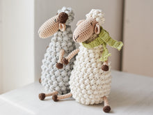 Load image into Gallery viewer, Patrón de ganchillo, Bárbara la oveja dormidathe, Patrón en ESPANOL - Firefly Crochet