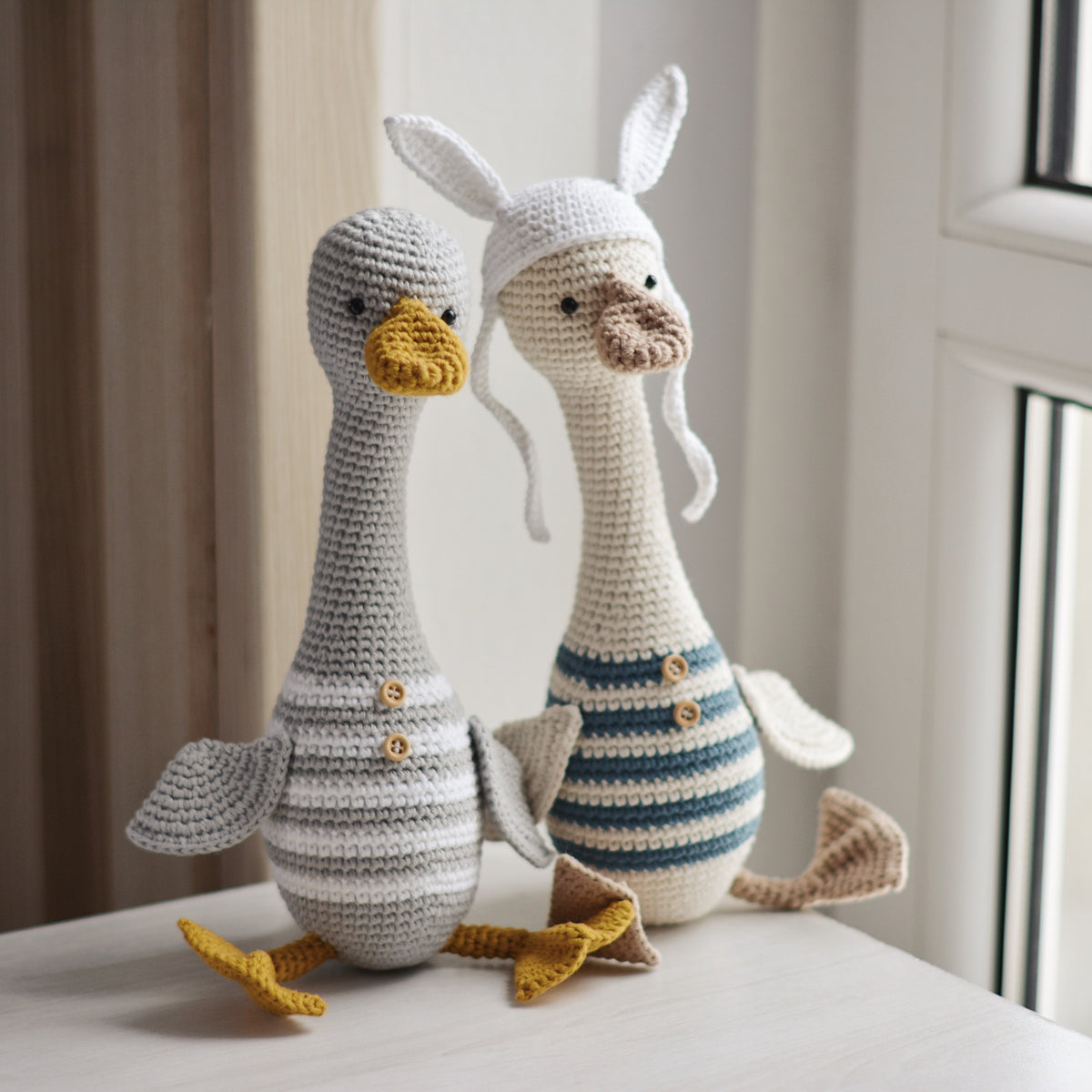 Crochet goose for hugs free pattern