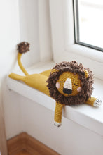 Load image into Gallery viewer, Muffin the Lion Crochet Pattern - Firefly Crochet
