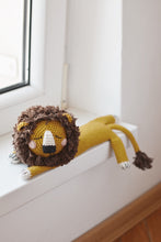 Load image into Gallery viewer, Muffin the Lion Crochet Pattern - Firefly Crochet