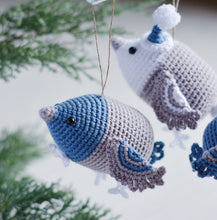 Load image into Gallery viewer, Crochet Pattern Christmas Birds, Decoration for Christmas Tree - Firefly Crochet