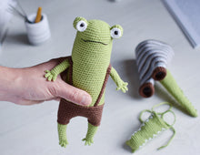 Load image into Gallery viewer, Crochet pattern Crocodile & Frog Amigurumi Toy - Firefly Crochet