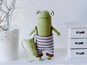 Мастер-класс - Лягушонок - Крокодил, описание вязаной крючком игрушки - Firefly Crochet