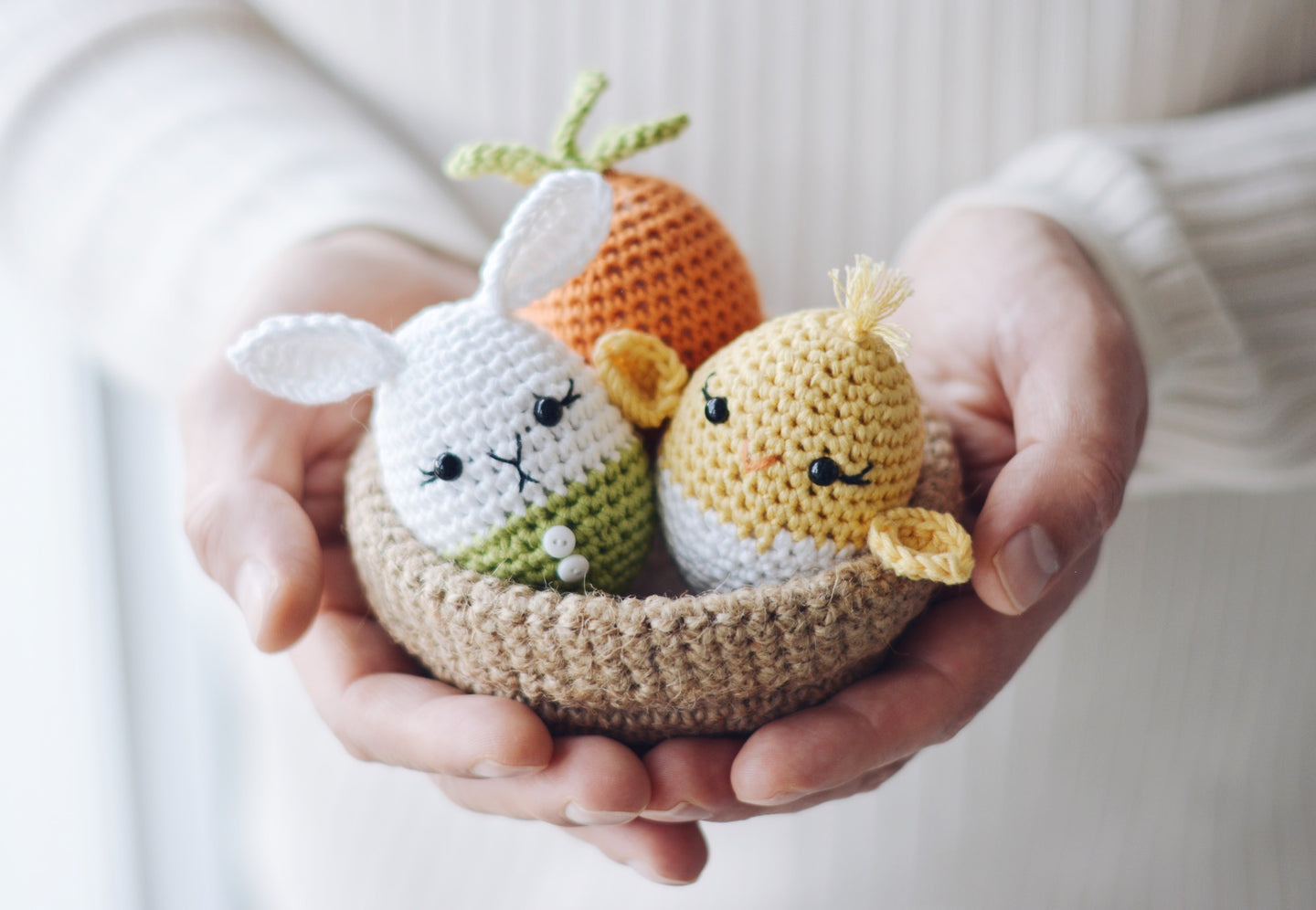 Easter Eggs and Jute Basket Crochet Pattern for Beginners - Firefly Crochet