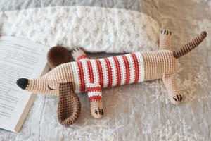 Hotdog the Dachshund Crochet Pattern - Firefly Crochet