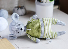 Load image into Gallery viewer, Crochet pattern for a Mouse &amp; Raccoon amigurumi - Firefly Crochet
