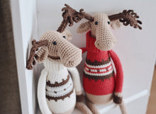 Load image into Gallery viewer, Christmas Moose Crochet Pattern PDF - Firefly Crochet
